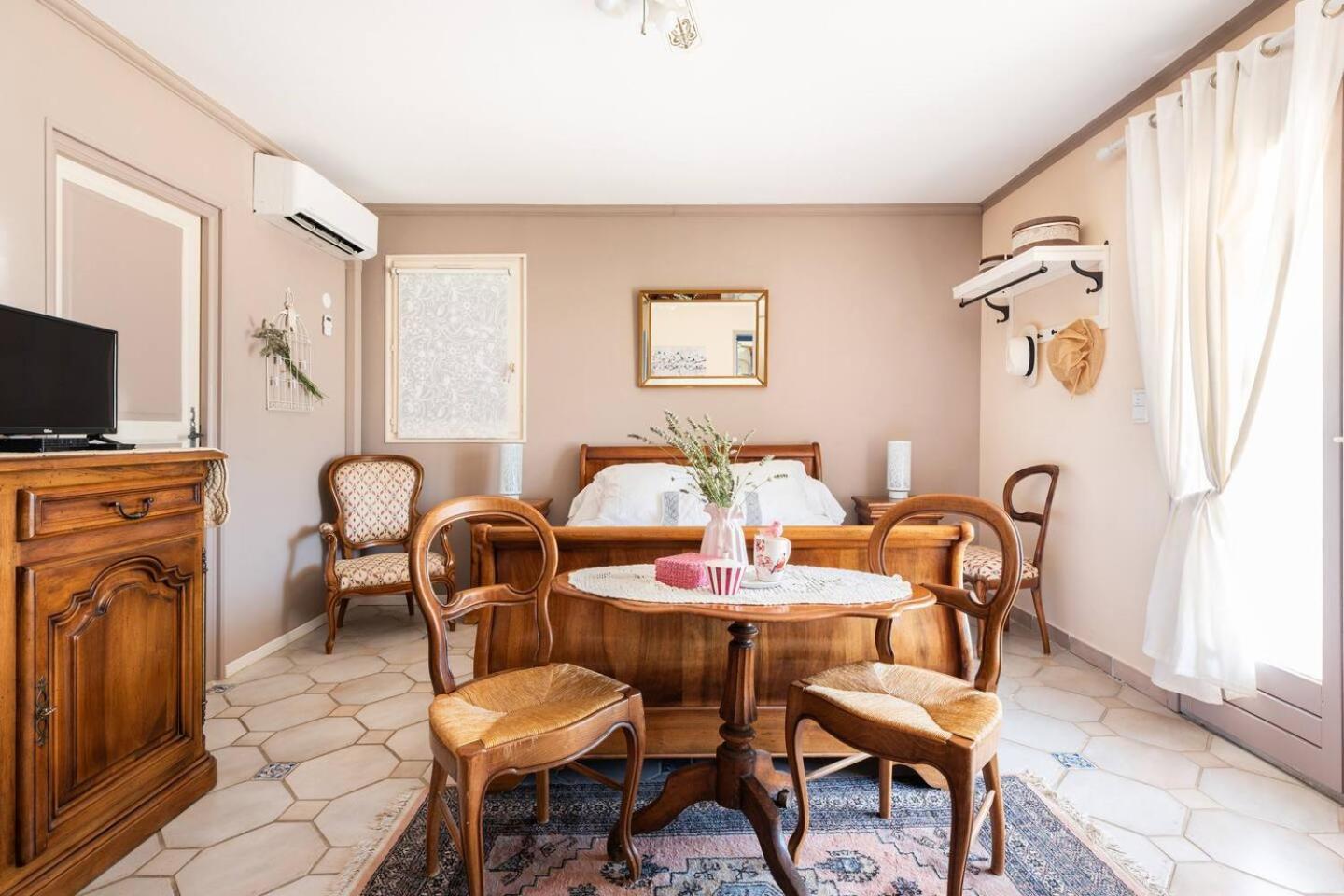 Chambre Et Table D'Hotes Villa Pomponette 楠莱潘 外观 照片