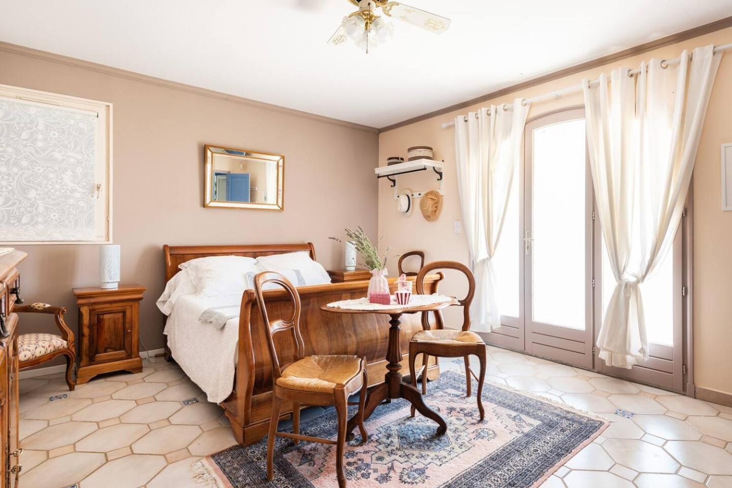 Chambre Et Table D'Hotes Villa Pomponette 楠莱潘 外观 照片